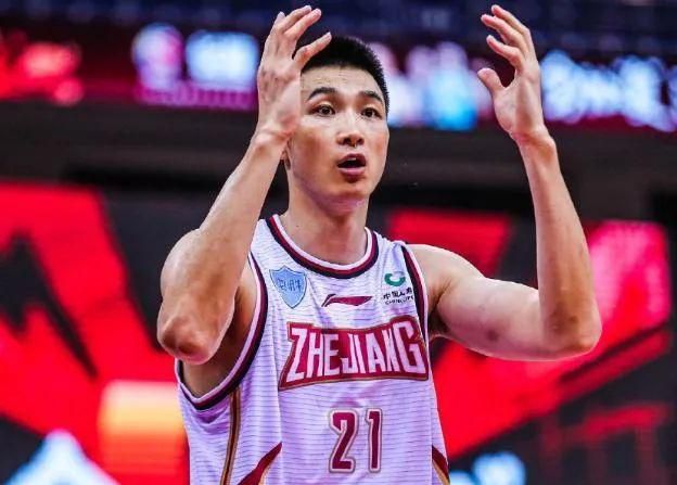 午夜视频在线播放